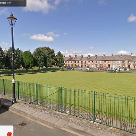 Bessbrook College Square, Terrace House 아파트 외부 사진